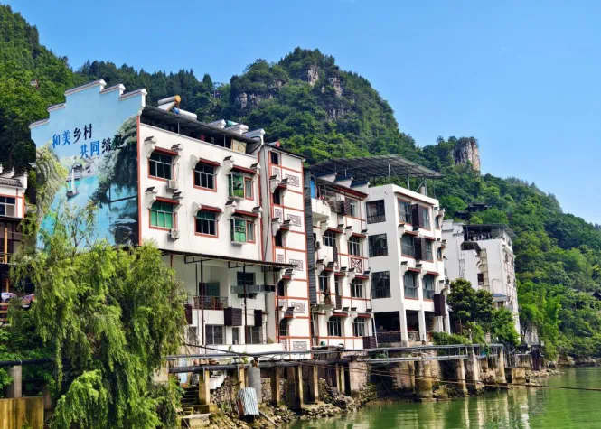 走“红”的乡村 | 宜昌市石牌村：82年后，他们在峡江续写“守护”史诗